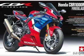 本田HONDA  CBR1000RR图片