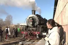 天朝生产的最后一辆蒸汽机车