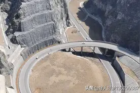 网红公路你来吗图片