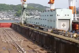 耗时3个月连续拍摄，一艘万吨巨轮建造全过程，全程回放太震撼了视频封面