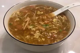 金针菇火腿汤，美味鲜香，冬季喝暖胃进补哦