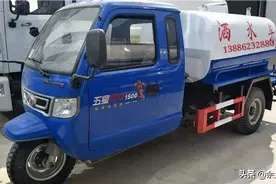 买小型洒水车看这里，包你满意！图片