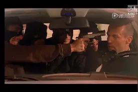 史上最强劫匪逃跑路线，斯坦森这小车玩的太6了，警察是来搞笑的视频封面