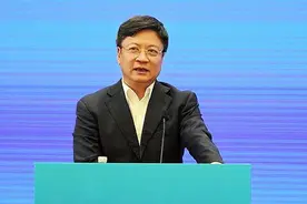 融创中国孙宏斌涅槃重生，从屡败屡战到今天880亿身价！视频封面