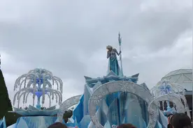 日文版Let it go，东京迪斯尼乐园的冰雪奇缘视频封面