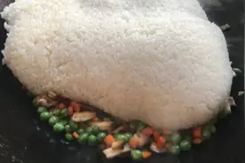 两斤糯米加五种配菜，做出来的米饭太香了！