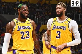 如果NBA球星都是丹尼斯-罗德曼那样的发型 ，可以想象一下图片