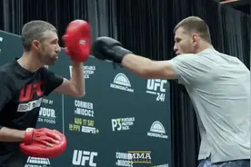 UFC241公开训练，小战警斯蒂普-米欧奇视频封面