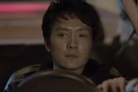 美女路上拦车就上，富二代后面穷追不舍视频封面