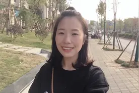 腰
你在北方的冬天大雪纷飞，我在南方的寒夜里四季如春，真好视频封面