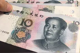 宝宝学数学：我们今天学习人民币之间的换算，100元=10个10元……