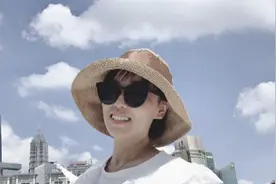 赶上了上海机票打折200元一张！来玩一圈不开心吗？哈哈哈真开心视频封面