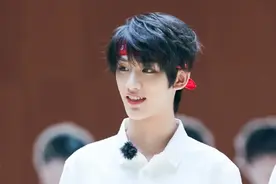 丁程鑫TF家族夏季运动会（下）单人cut（10分钟）
丁程鑫赵冠羽贺峻霖摔跤，猛烈进攻好激烈，喜提亚军+丁程鑫射箭