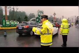 【这个长假，你们过节，我们过关[中国赞]】视频封面