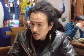 给兄弟女朋友夹菜，他晚上铁定睡不着了，懵圈了！！视频封面