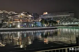 苏州金鸡湖，帆船酒店，东方之门，苏州姑苏八点半夜经济下周开启图片