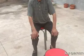 星期天和姑姑姑父回老家陪93岁的爷爷图片