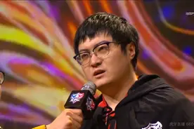 老帅荣获总冠军FMVP！哭着说出了多少的心酸，现场全哭了！视频封面