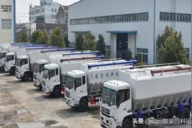 散装饲料车图片