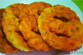 一个鸡蛋，一个圆葱，做花样面鱼，外酥里软，香气扑鼻图片