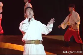 呼斯楞《梦中的骑手》视频封面