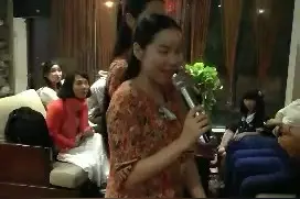 双生姐妹👭的歌唱