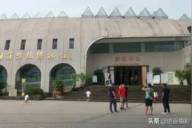 四川自贡恐龙的故事图片