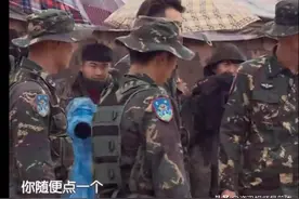 黄子韬手撕活鸡吓坏众人。