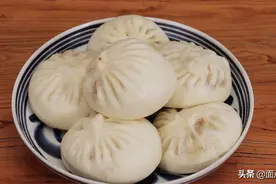 肉丁大包子，厨师长教你配方，一次成功想不好吃都难，快试试吧！视频封面