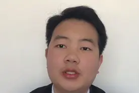 工友不打算回家过年了，找了个挣返费的活，返费竟高达6000到8000视频封面
