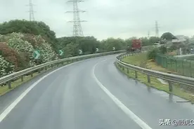 苏州到常熟，70公里走高速2小时才到，下着大暴雨，我也是服了视频封面