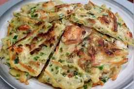 古早味虾煎饼🦐简单又好吃，搭配上辣椒酱，真的是绝了👍🏻视频封面