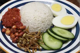 马来西亚🇲🇾😍椰浆饭(Nasi Lemak)视频封面