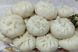熟肉馅包子街边店天天排队，原来这样做，简单又好吃@抖音小助手视频封面