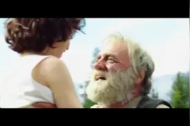 一个没人要的小女孩，她善待这个世界，这个世界也善待着她！视频封面