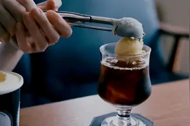 日本主妇教你如何制作咖啡果冻，3种美味的冰咖啡冲泡方法分享视频封面