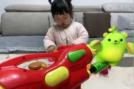 别动，把你们的好吃的给我交出来视频封面