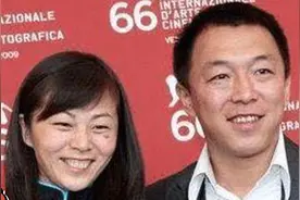 黄渤老婆孩子长相首曝光：刘烨讽刺他女儿长得丑，黄渤回答太解气视频封面