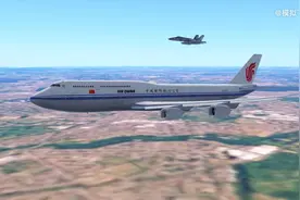 中国国际航空B747-8 起飞后，战斗机护航！