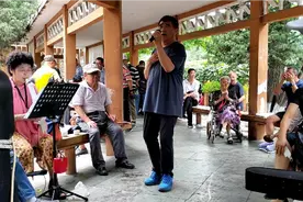 本溪儿童乐园男歌手演唱《今夜的草原有雨》{摄于2021年7月4日}视频封面