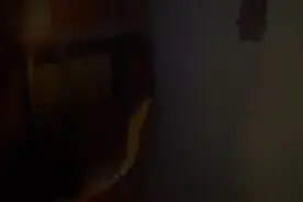 我的闺蜜是个奇才，放个大屁把裤子崩烂👍