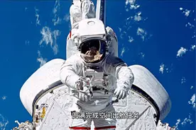翟志刚“飘了”！既是太空漫步第一人，还是宇宙级梗王视频封面
