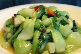 厨师长教你炝炒油菜的家常做法，步骤详细，翠绿入味下酒又下饭视频封面
