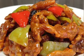 厨师长教你焦溜肉片的家常做法，步骤详细，外酥里嫩下酒又下饭视频封面