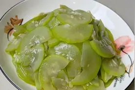 真没想到胡瓜竟然这么好吃，而且做法简单，清脆爽口，下米饭安逸视频封面