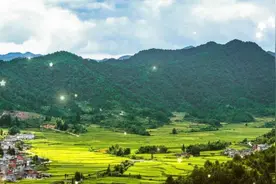 《爱本无罪》原唱：汤潮，百听不厌的经典歌曲，希望大家喜欢