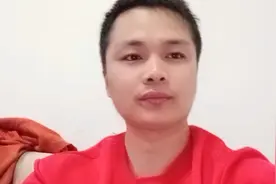 小龙虾虾头可以吃吗？怎样吃更健康，大厨教你这样处理视频封面