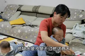 子安拉肚子一天7 8次便便，爸爸带他去医院，医生开了3种药