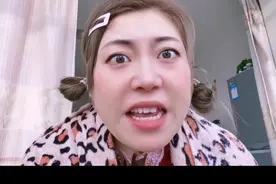 西安一个产妇在🏥门口流产   对此院方工作人员给出了这样的回应视频封面