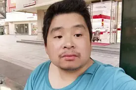 自媒体第222天粉丝终于过万，万粉权益已开通，即将走向人生巅峰视频封面